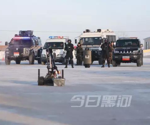 黑河反恐防爆实战！看凌天排爆机器人如何在零下25&deg;迅速出击。